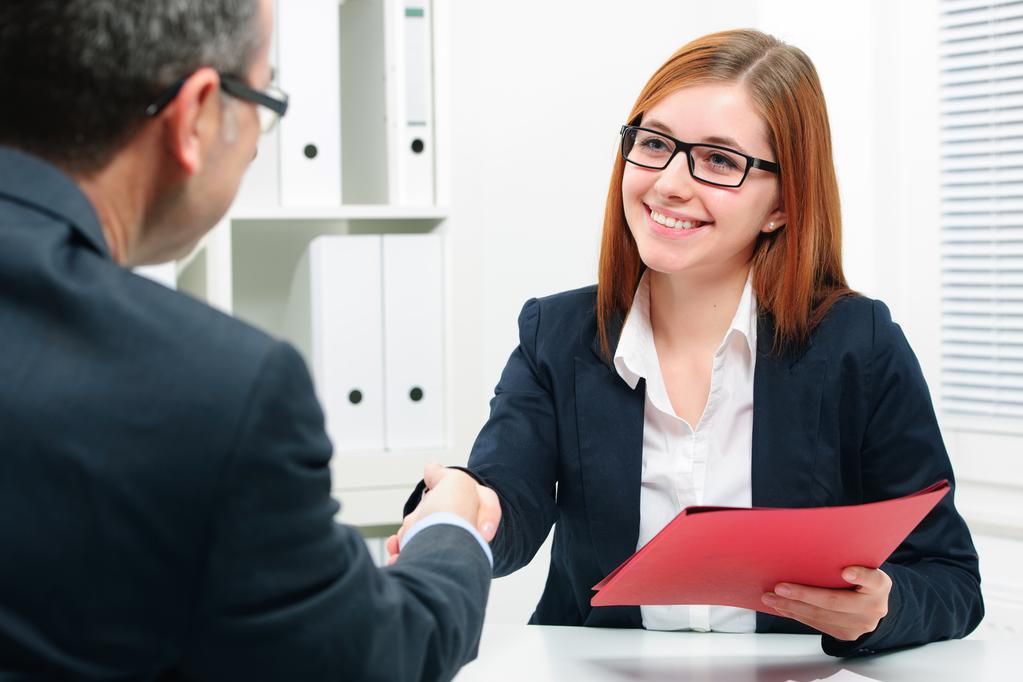 6 - Recepção de Visitantes - Procure saber o nome da visita. - Procure saber a qual organização pertence a visita. - Procure saber qual o propósito da visita.