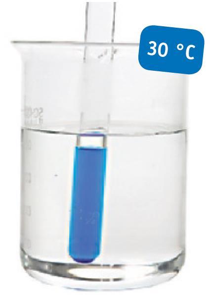 Exemplo: reação endotérmica 2 2 Co H O (aq) 4C (aq) CoC (aq) 6 H O( ) H > 0 2 6 reação exotérmica 4 2 cor-de-rosa azul Na formação do anião [CoCl 4 ] 2, quando o sistema em equilíbrio é aquecido,