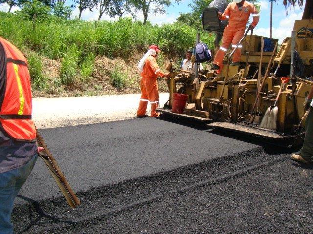 utilizadas na construção e recuperação de vias urbanas,