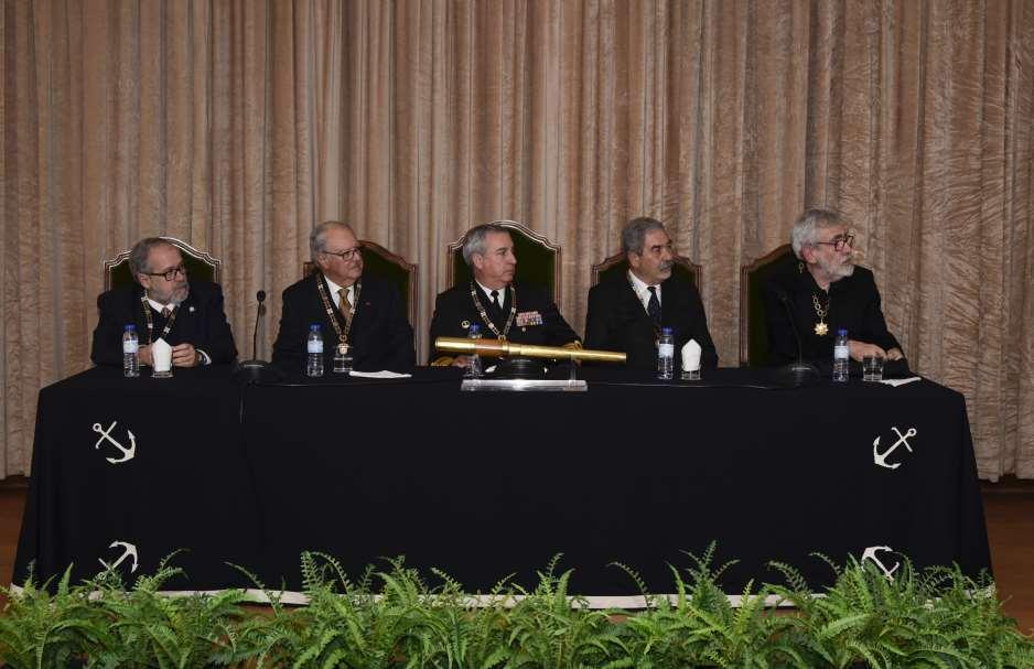 Sessão Solene de Abertura do Ano Académico Sob a presidência do Chefe do Estado-Maior da Armada, Almirante António Mendes Calado, teve lugar em 8 de janeiro, no Auditório da Academia de Marinha, a