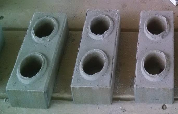 7 Prensagem dos Tijolos Figura 3. Misturador onde foi feita a mistura resíduo-cimento.