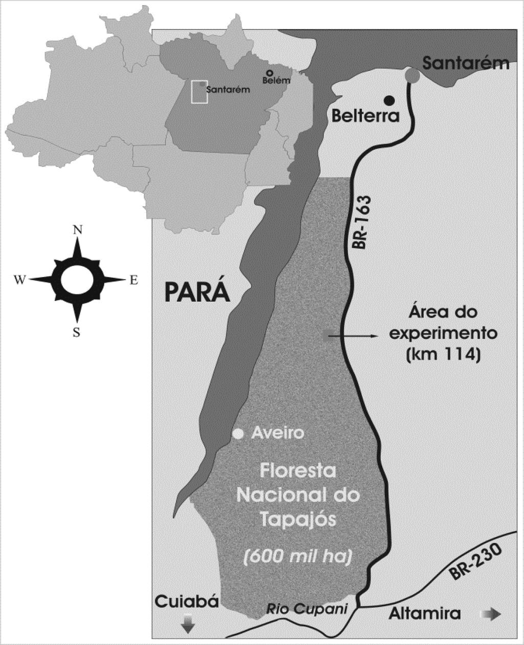 Oliveira et al. (2005). Figura 1. Localização da área experimental na Floresta Nacional do Tapajós, Pará, à altura do km 114 da Rodovia BR-163. Figure 1.