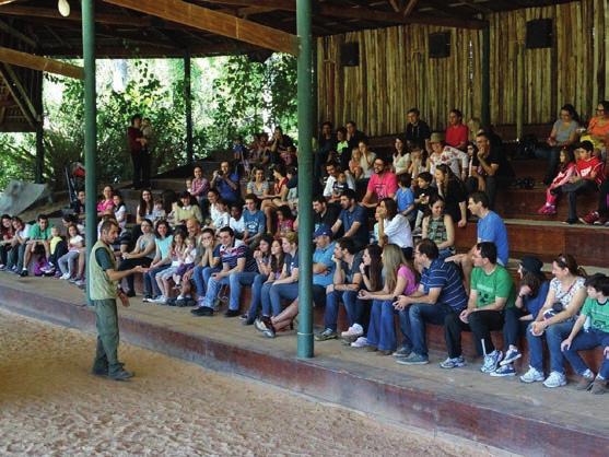 O Zooparque disponibiliza 1 guia para orientações gerais do funcionamento do parque. Mínimo 30 pagantes.