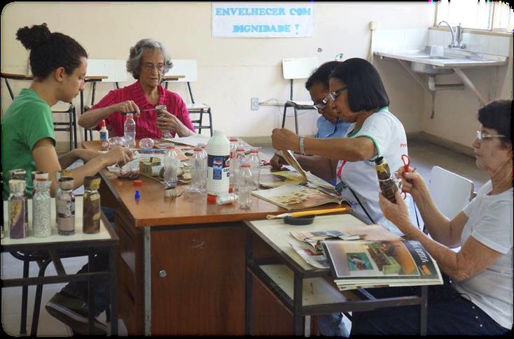 64 autonomia e inclusão social. Ao participar do programa, os idosos se sentem parte de um grupo que os acolhe e os valoriza.
