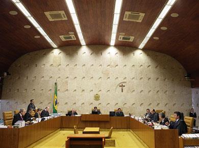 União Homoafetiva Em 05 de maio de 2011, os ministros do STF, ao julgarem a ADI nº 4277 e a ADPF nº 132, reconheceram a união estável para casais do mesmo sexo.