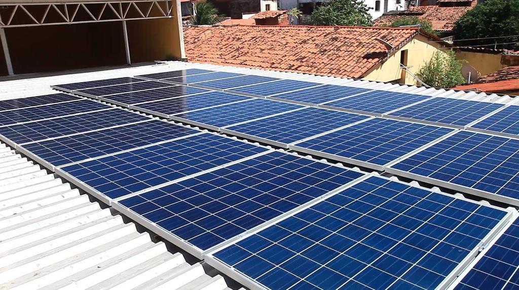 Colégio JA - CE Primeira Usina Solar em Escola Particular de Fortaleza Dados Técnicos -92painéis solares