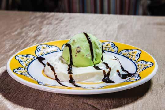 sorvete de pistache com coalhada doce sobremesas 334 - baklea.