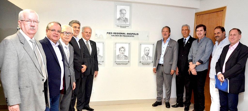 FIEG REGIONAL Pedro Alves recebe homenagem de lideranças de Anápolis presidente da Federação das O Indústrias do Estado de Goiás (Fieg), Pedro Alves de Oliveira, foi homenageado por lideranças