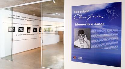 holografia com foto e mensagem em áudio de Chico, o destaque da exposição.