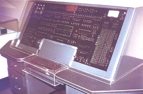 Primeiro computador comercial 1952 UNIVAC Fez uma previsão correta dos resultados da