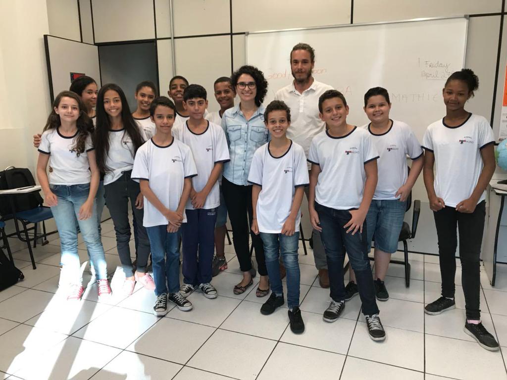 Os alunos do 7º ano da tarde receberam a visita de Mr.