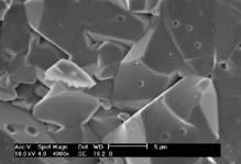 1 Figura 6: Micrografias de fratura: a) alumina Aop-1