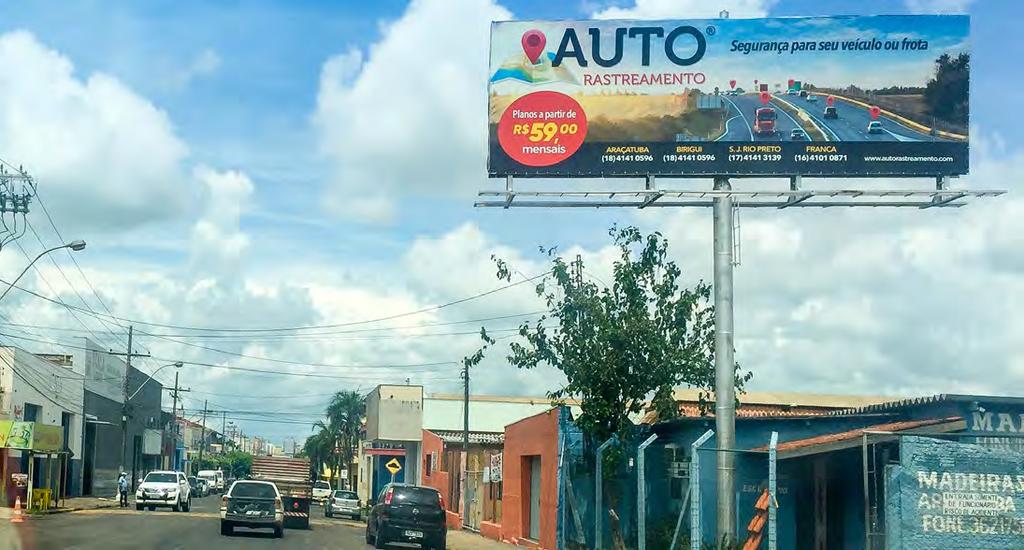 A via ainda passa por baixo da Rodovia Marechal Rondon, dando acesso ao novo shopping e uma rede atacadista, sendo a porta de entrada para quem sai ou