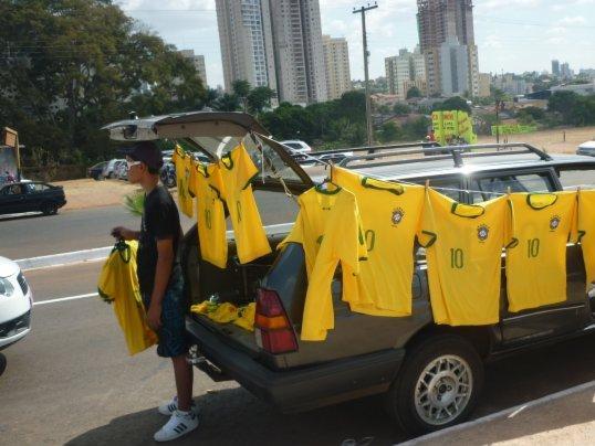 Camiseta de Futebol 1) Quanto custa uma