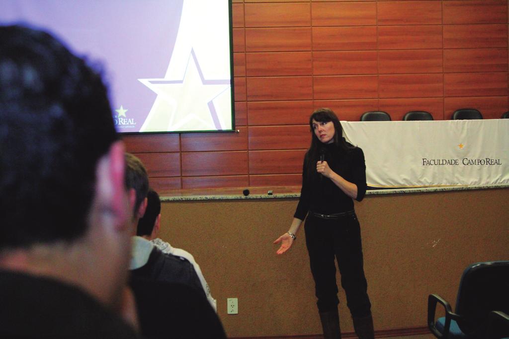 Nesse sentido, tem destaque relevante também a participação da comunidade acadêmica nos Seminários Acadêmicos de