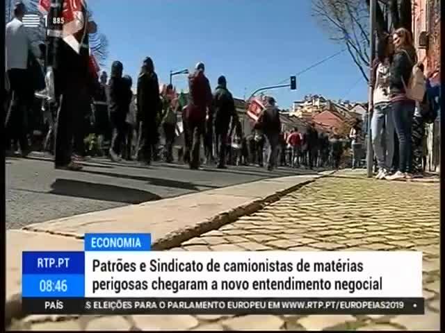 A manifestação nacional de hoje começa às 2 e meia da tarde na rotunda do Marquês de Pombal, em Lisboa, e vai