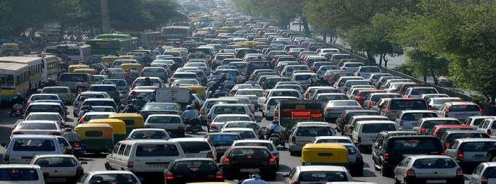 7. No dia16/11/2012 a cidade de São Paulo registrou, pela manhã, a segunda maior fila de carros da sua história, com aproximadamente 245 km de extensão, devido às fortes chuvas que atingiram a