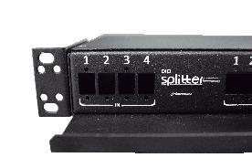 SPLITTER possui estrutura padrão 19/23ʺ (rotação de suporte de fixação). Diversas opções indo até 4 inputs e 32 outputs para acomodação de splitters.