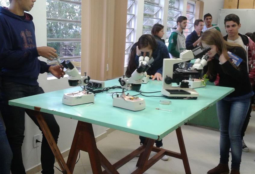 Colégio Politécnico participa do Programa Janela Aberta Centro de Tecnologia da UFSM promove Jornada Ambiental O Colégio Politécnico participou da 15ª edição do Programa Janela Aberta, promovido pela