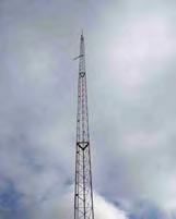 invasores Antena de rádio O aspecto externo está bom. Há necessidade de inspeção periódica. c Instalação de Comporta de entrada A maçaneta está removida para evitar o roubo.