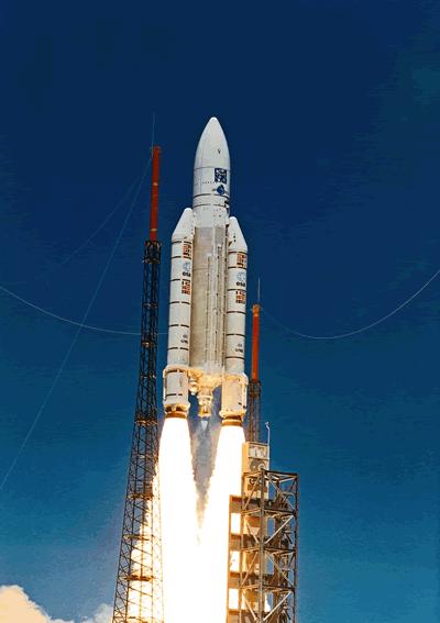 Caso real 3: Ariane 5 Foguete lançador de satélites Problema: O foguete se auto-destruiu 40 segundos após o lançamento Causa: Software reutilizado sem ser adaptado para o novo hardware Ausência de