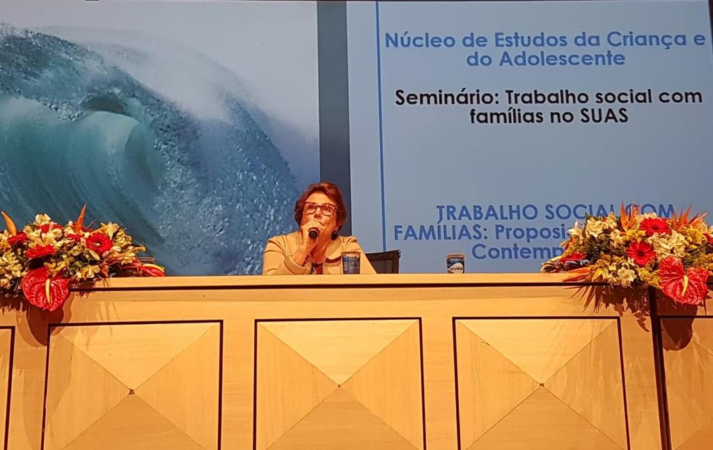 Com a coordenação de Isa Guará, do Neca, o Painel "Estudos e Pesquisas sobre Trabalho Social com Famílias na PNAS", contou com a participação da