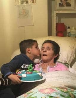 A minha mãe, 80 anos, com Doença de Alzheimer há 15 anos, acamada há