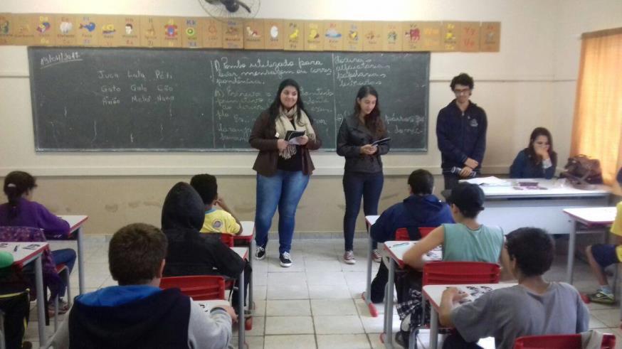 Sendo assim 2 horas. Quarta-feira dia 19/04: 1 Mostra de matemática na escola EMEF Pérola Gonçalves.