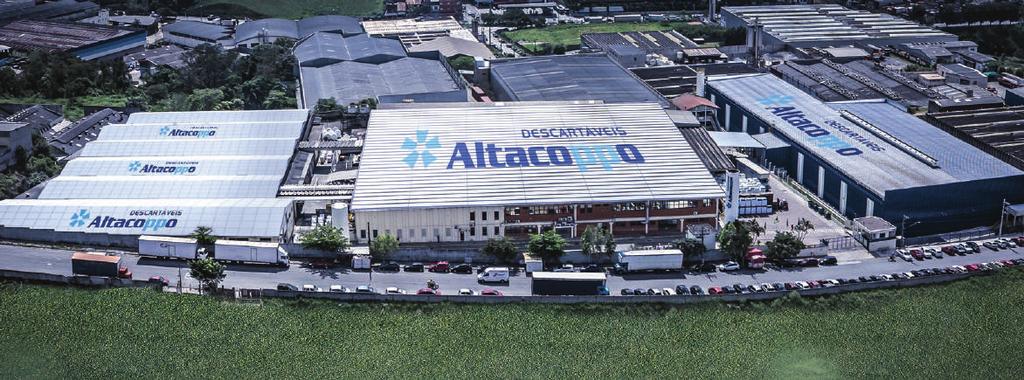 Fundada em 2006, a Altacoppo é a indústria do segmento de descartáveis que mais cresceu nesse período e continua investindo cada vez mais.