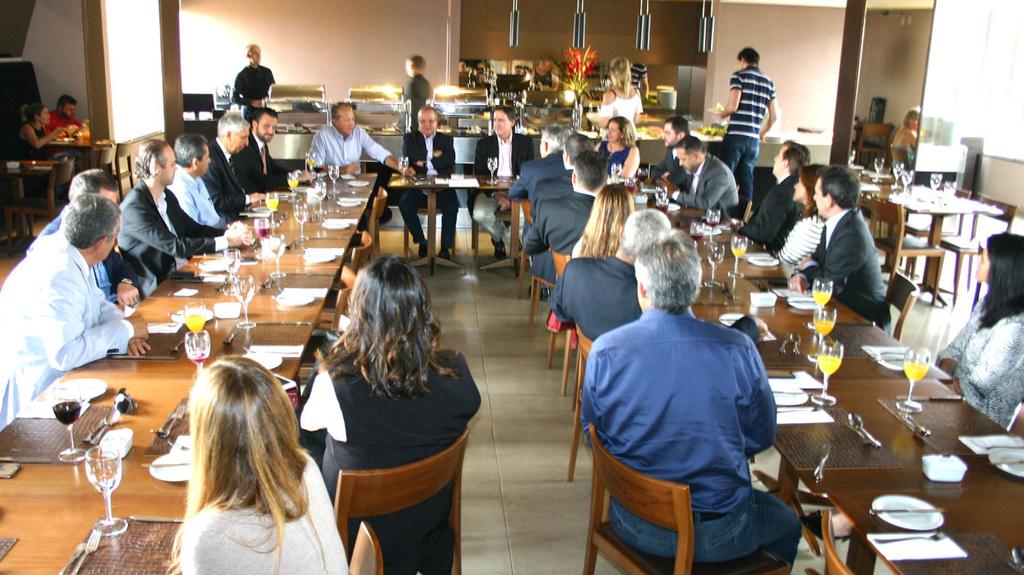 Participaram do encontro, ocorrido no último dia 16/09, no restaurante do Denali Hotel, membros da diretoria da entidade, dezenas de empresários do setor e o deputado federal Alexandre Baldy, que faz
