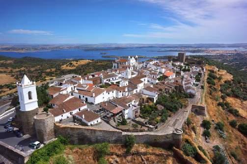 4 Dia 29 de abril - Évora / Monsaraz / Herdade do Esporão / Barragem do Alqueva / Évora Após o café da manhã, sairemos para a linda Vila