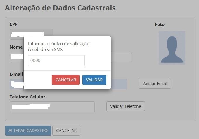 Para o email e telefone, existe a necessidade de validação para realizar o cadastro.