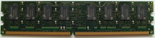A seguir temos uma comparação com os três pentes de memória DDR: Módulo de memória DDR/184 pinos