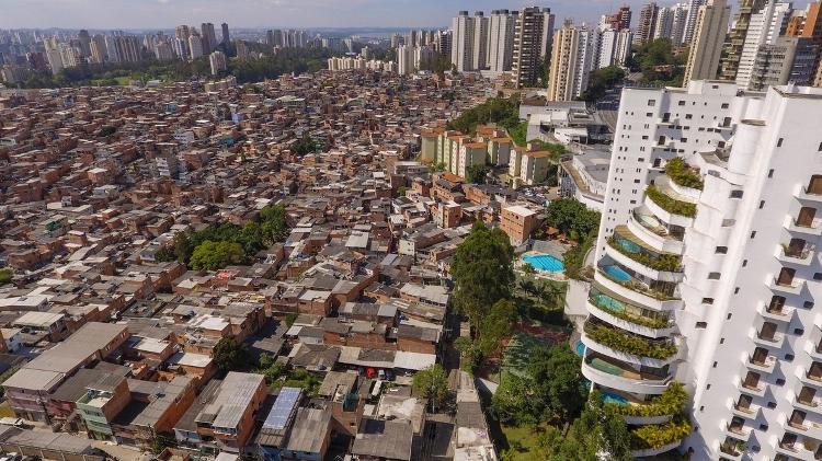 As doenças negligenciadas se concentram em áreas pobres, como favelas urbanas e zonas rurais remotas Imagem: Getty Images Segundo Jardel Katz, da DNDI, todas as 33 doenças consideradas pelo G-Finder