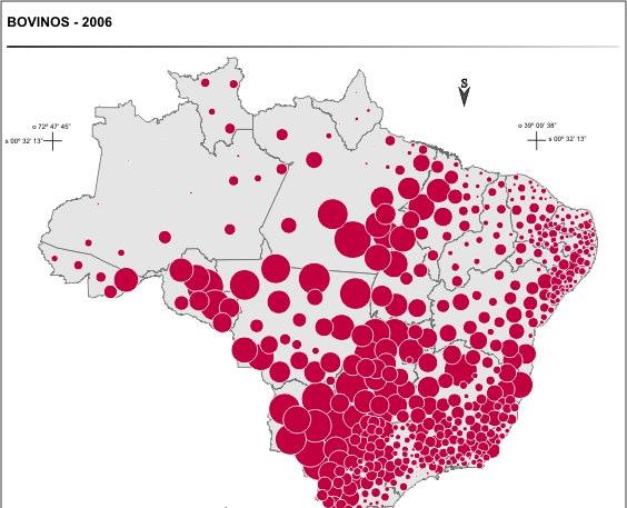 A criação de bovinos e aves está concentrada em pequenas e médias propriedades;