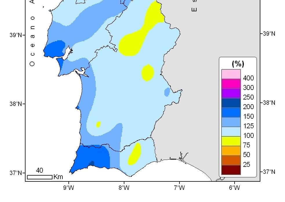 relação a 1971-2000 para o mês de maio (Quadro II). Quadro II Temperatura e Precipitação a Norte e a Sul do Tejo maio 2011 2.