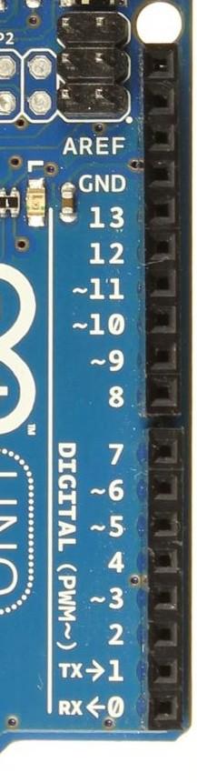 Pinos de Entrada e Saída Digital - Pinos de 0 a 7 (portd) e de 8 a 13 (portb): - Operam à 5 V, com 40 ma; - Incluem resistor pull-up interno de 20-50 kohm - Pinos que podem ser configurados para