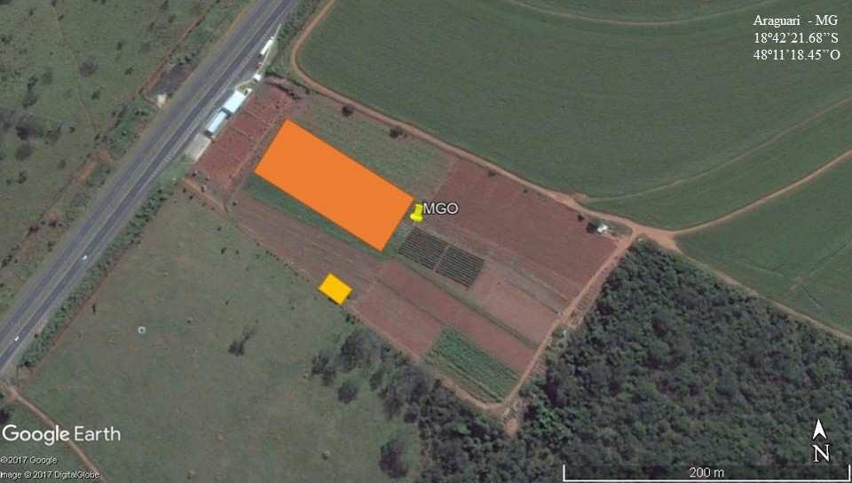 11 FIGURA 1. Imagem de satélite da fazenda em que os estudos foram conduzidos.