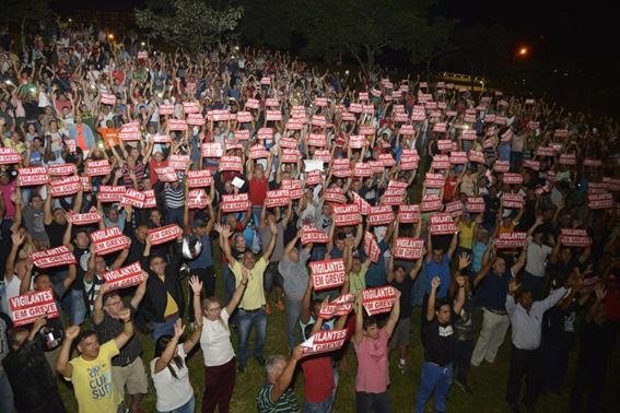 A greve dos vigilantes do DF Por Chico Vigilante O que está em jogo nesse momento não é o reajuste de 3,1% nos salários dos vigilantes. Porque esse valor as empresas têm condições de pagar.