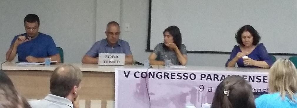 Figura 01: Mesa Redonda 2 - Reflexões acerca do pensamento crítico no contexto educacional Fonte: Própria.