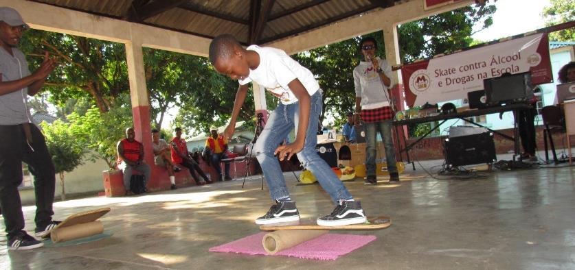 FOTOS DO NOSSO 1º EVENTO A Associação Maputo Skate organizou o seu 1º Evento nom âmbito do programa Skate e Educação