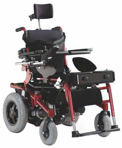 OCEANIAVARIO A cadeira de rodas eléctrica OCEANIA VARIO satisfaz as necessidades prioritárias no domínio da assistência e cuidados de