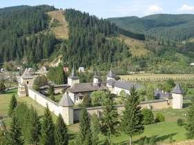 Dia 11, Terça-feira Piatra Neamt Mosteiros de Bucovina Piatra Neamt aida em direção a Bucovina, a região da Moldávia cujo nome significa a aldeia coberta de Sbosques de faia.