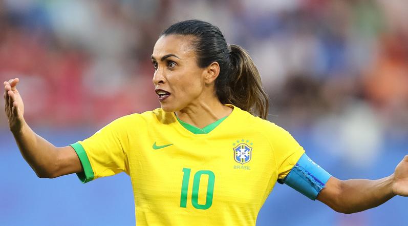 Marta usa batom em jogo para ativar Avon POR POR ERICH REDAÇÃO BETING No jogo em que marcou seu 17 gol em Copas do Mundo e ajudou o Brasil a avançar para a fase final do Mundial, a jogadora Marta