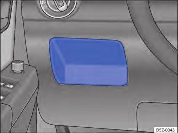 Objetos de materiais transparentes deixados no veículo, como, por exemplo, óculos, lentes ou ventosas transparentes nos vidros, podem focalizar os raios do sol e, assim, causar danos no veículo.