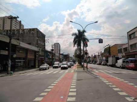 As fotografias apresentadas a seguir ilustram a Avenida Guilherme Cotching e Rua Professora Maria José Barone Fernandes, no trecho onde está situado o imóvel, vistas da