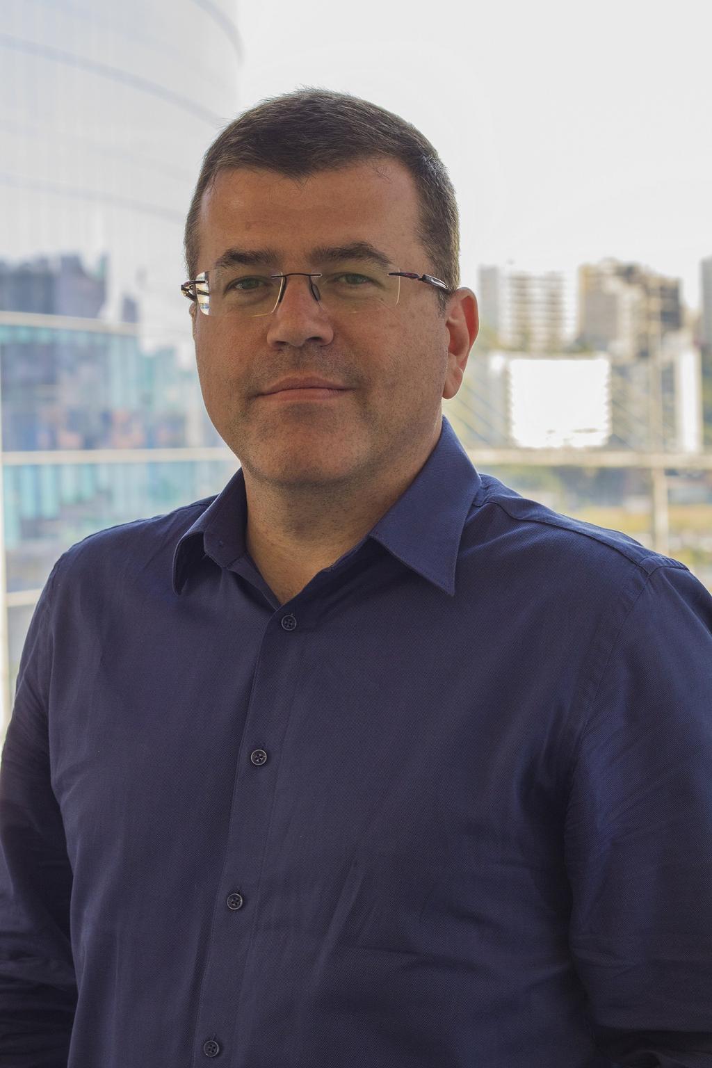 Editora Roncarati entrevista Alexandre Vila Nova, gerente de projetos da ICTS