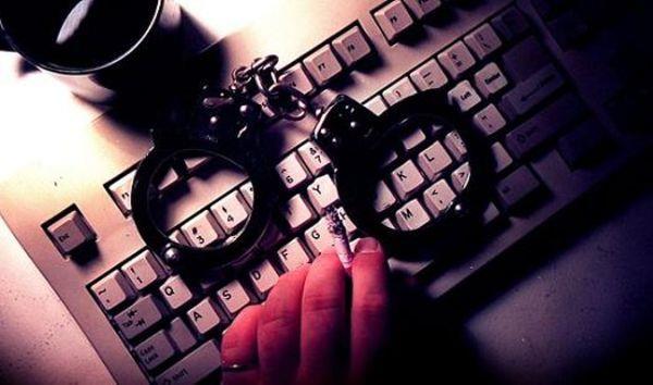 De acordo com especialistas ouvidos pelo G1, os hackers podem responder por atentado contra a segurança ou funcionamento de serviço de utilidade pública, crime que prevê punição de um até cinco anos