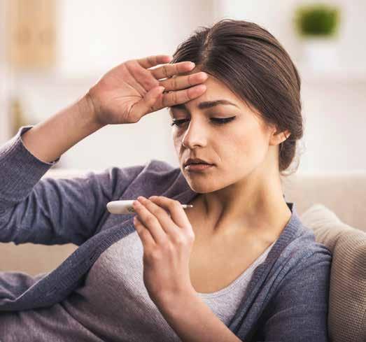 SINTOMAS COMUNS DA GRIPE Febre acima de 38 graus (nem todas as pessoas com gripe apresentam febre alta) Tosse seca Dores musculares Dor de cabeça