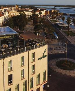 da Ria Formosa, o Hotel Eva é um marco da cidade de Faro.